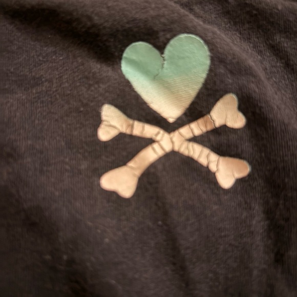 RARE  Black Graphic Tee with Multicolor Design - Picture 3 of 4